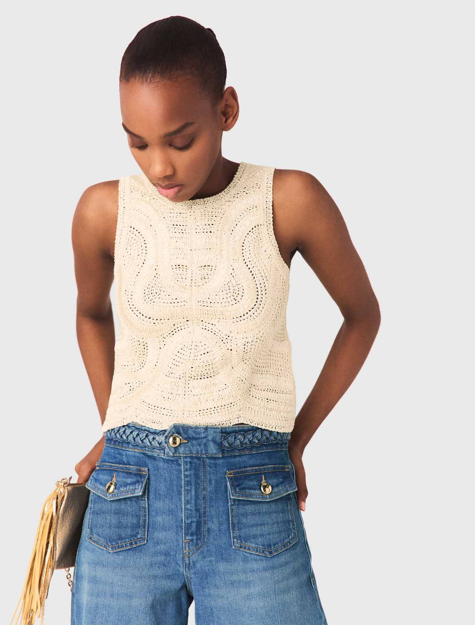 Top sin mangas de ganchillo