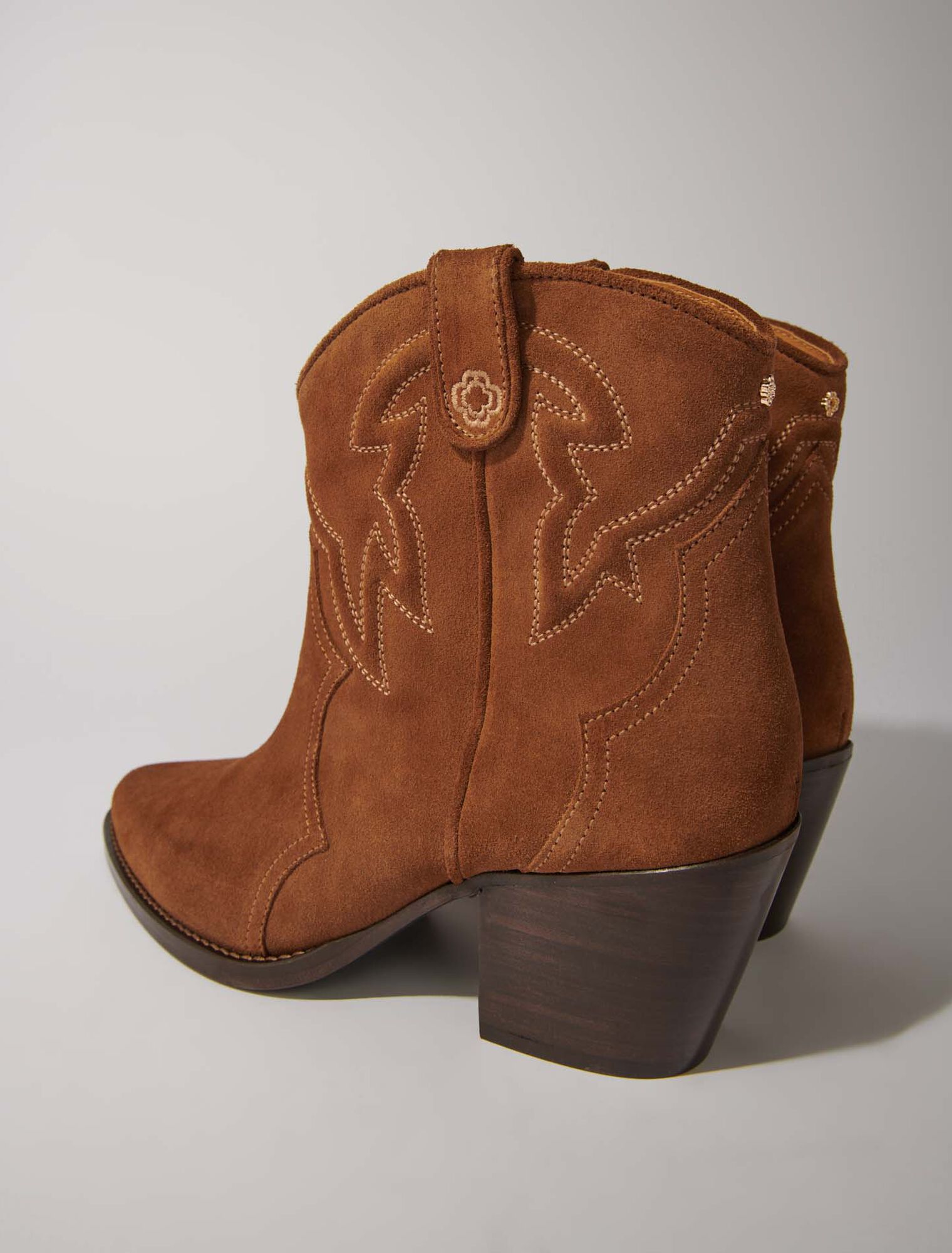 Botines cowboy de ante