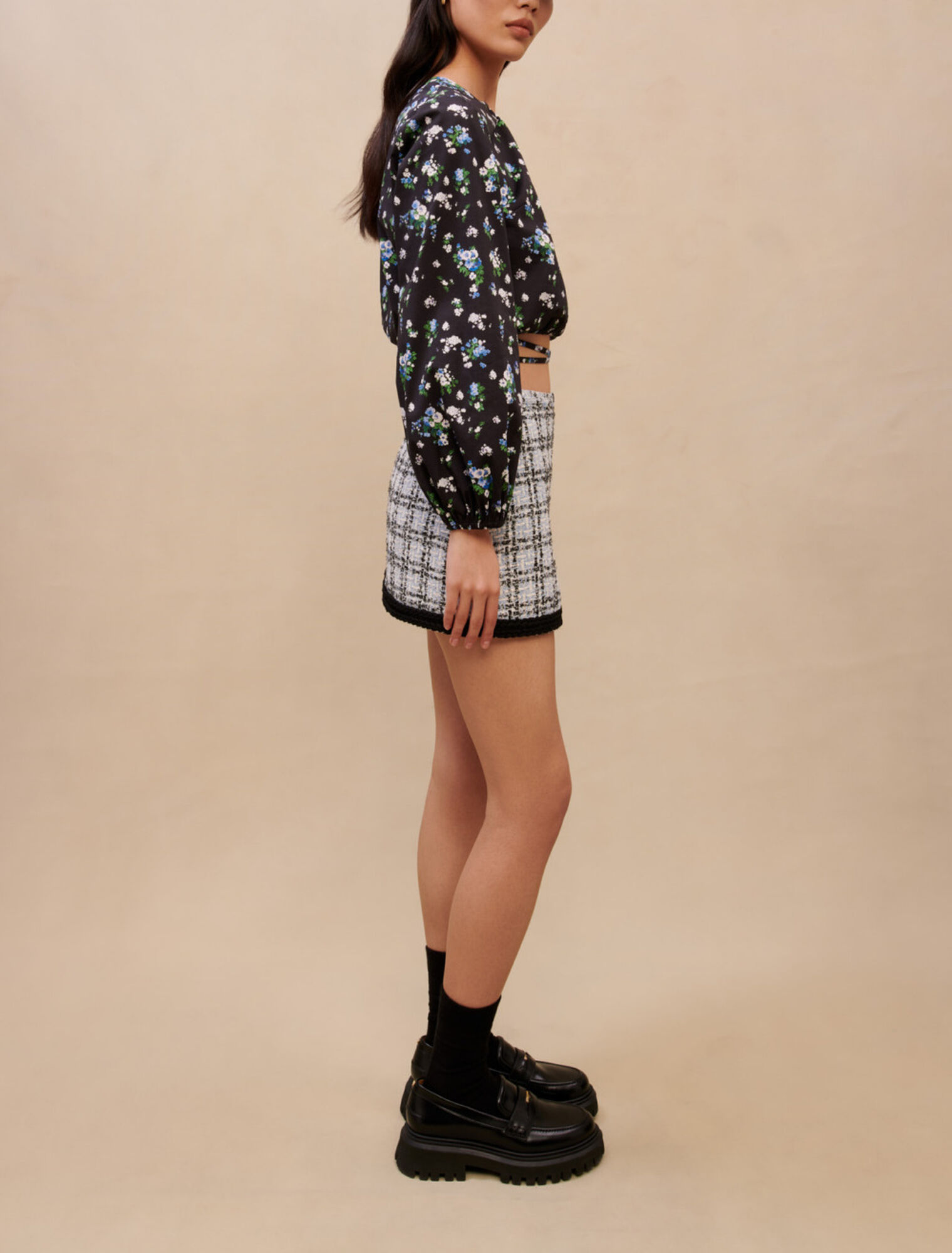 Top con lazo floral