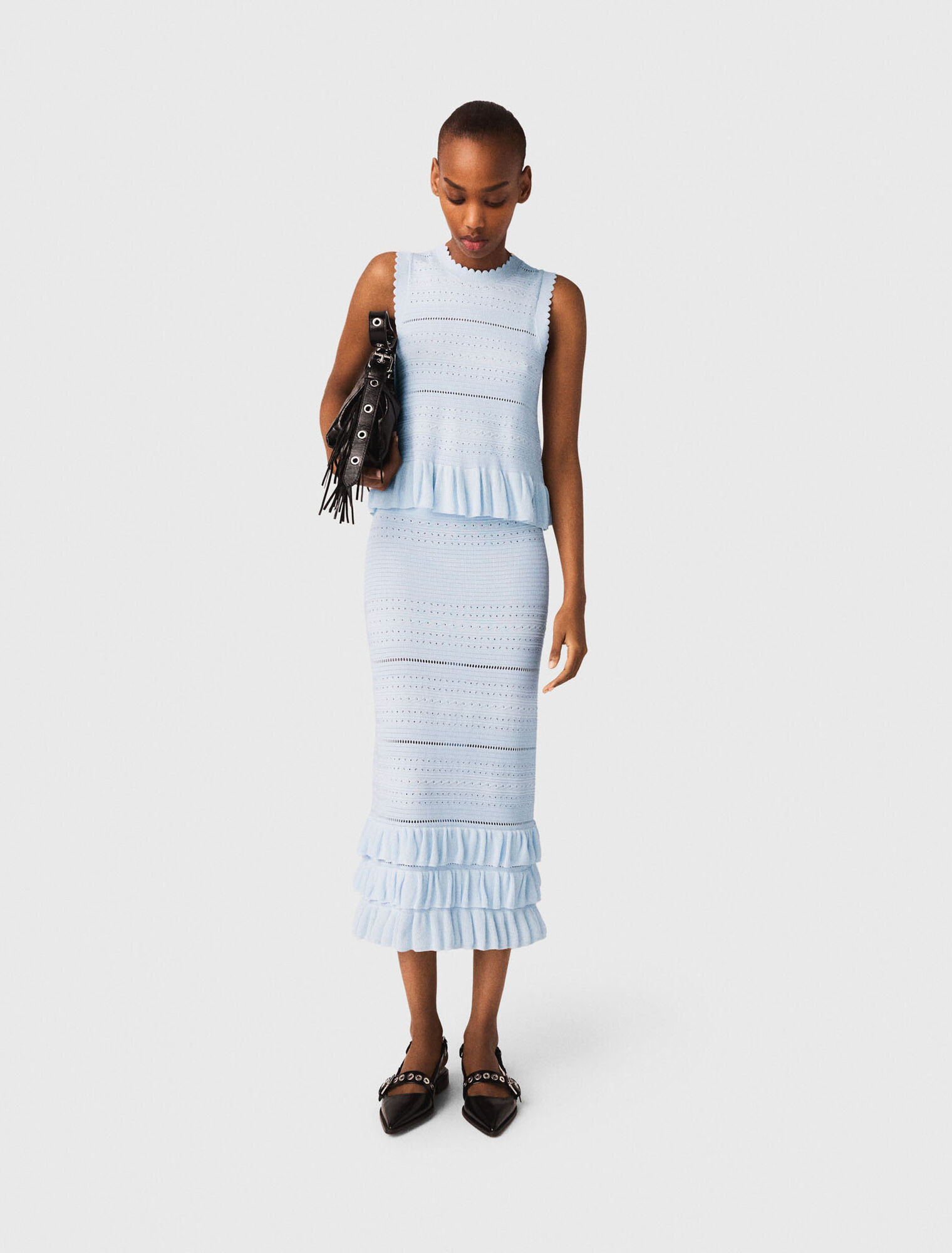 Falda larga de punto con volantes