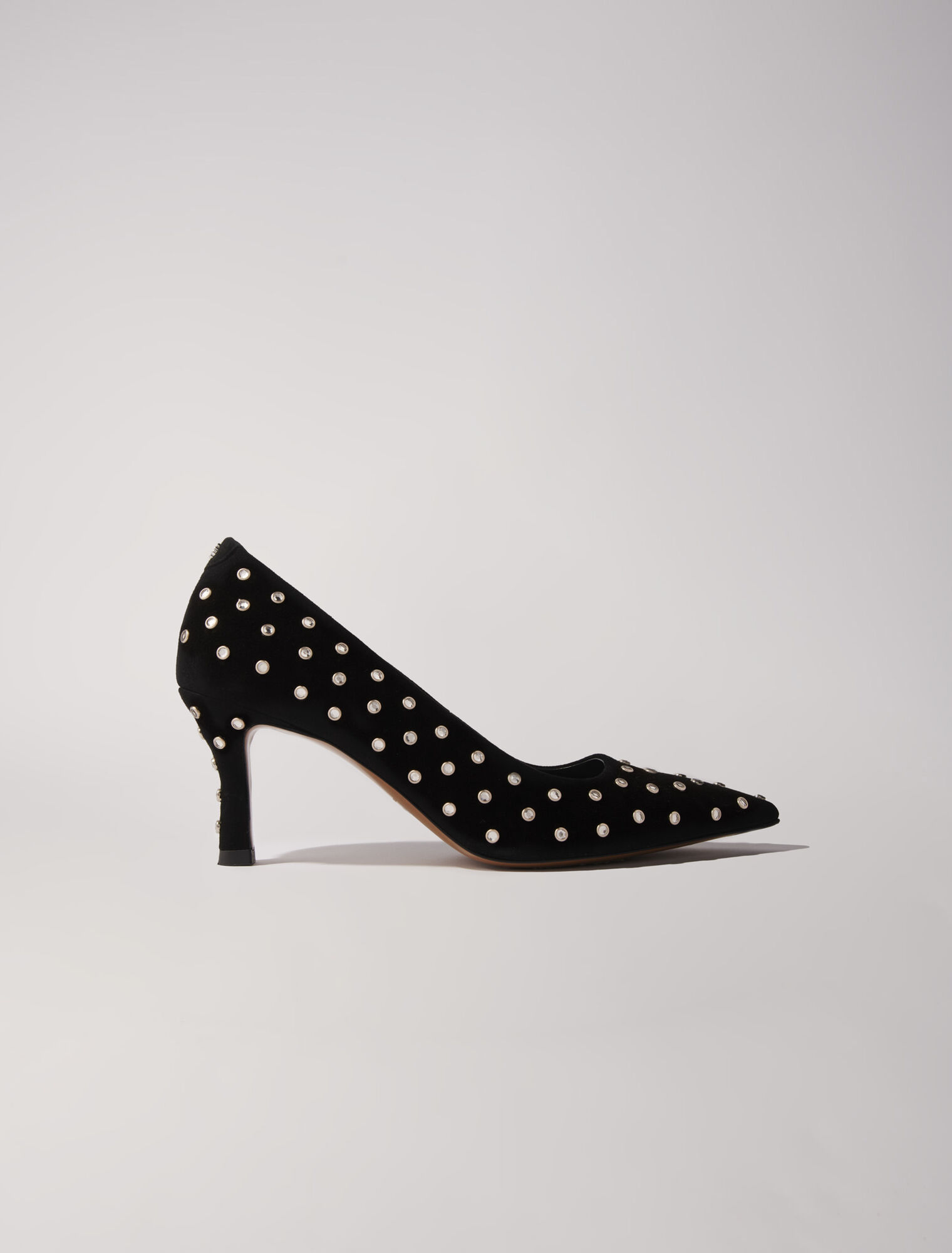 Tacones de punta fina con strass