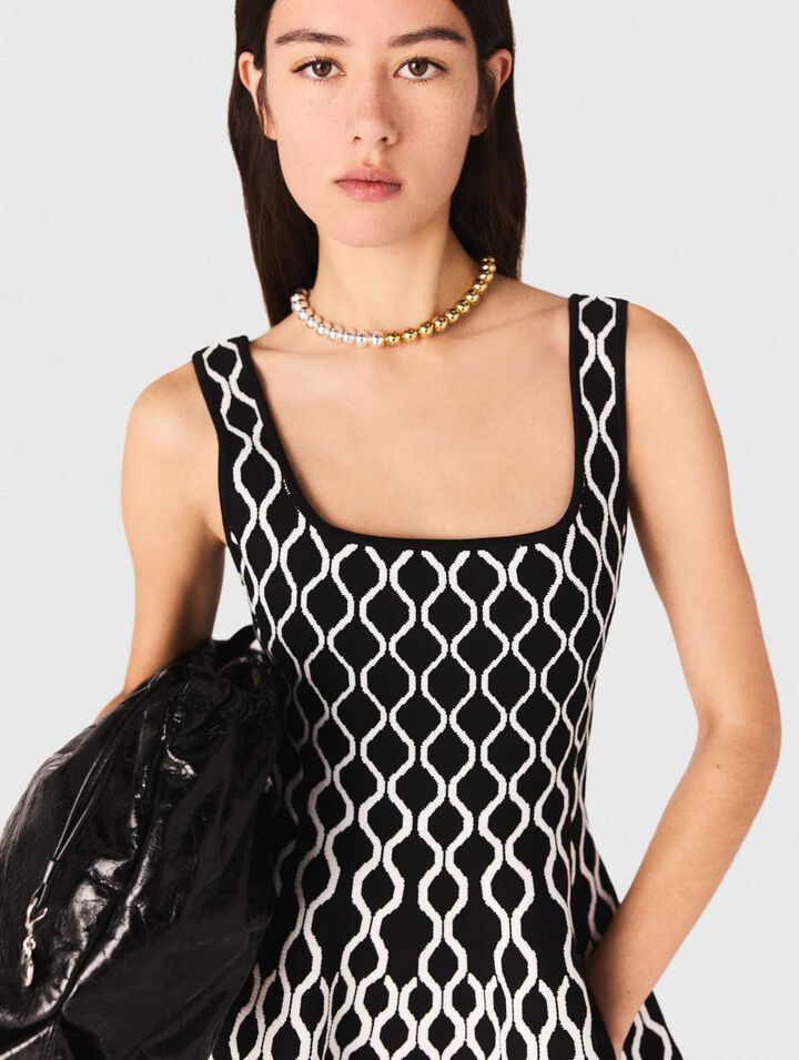 Vestido corto de punto jacquard