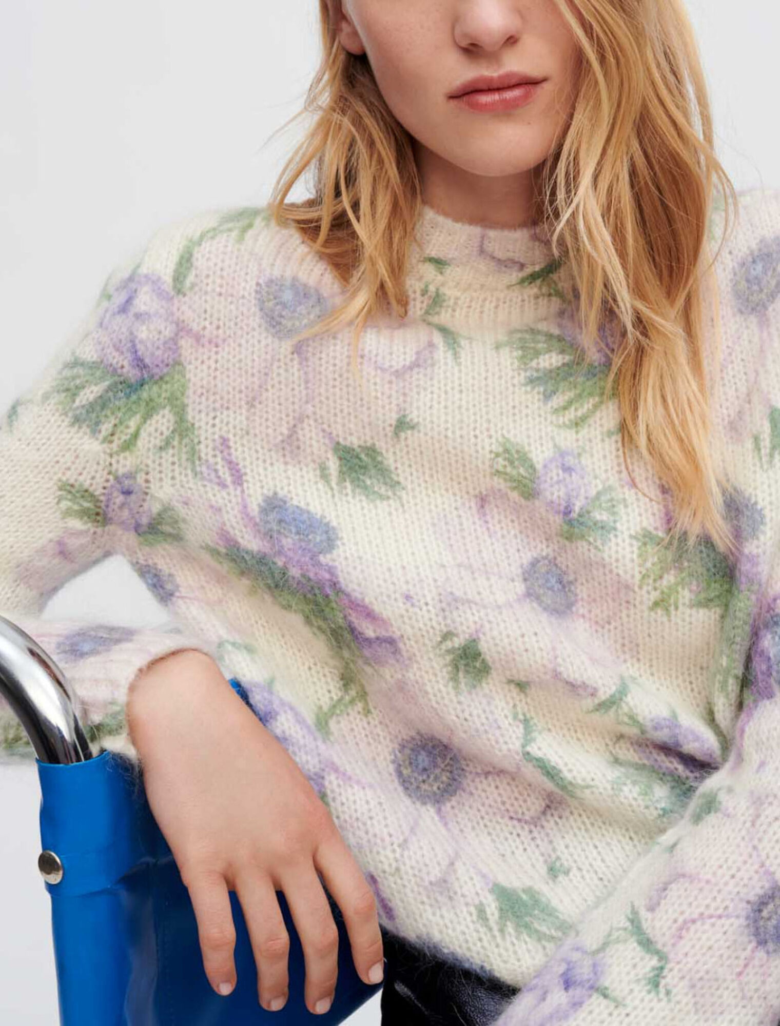 Jersey de jacquard esponjoso de flores