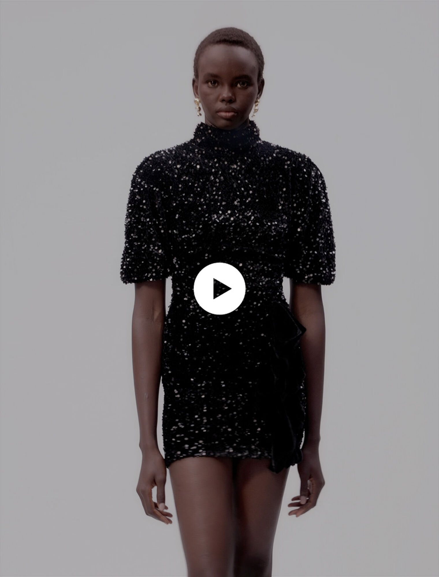 Vestido corto de terciopelo