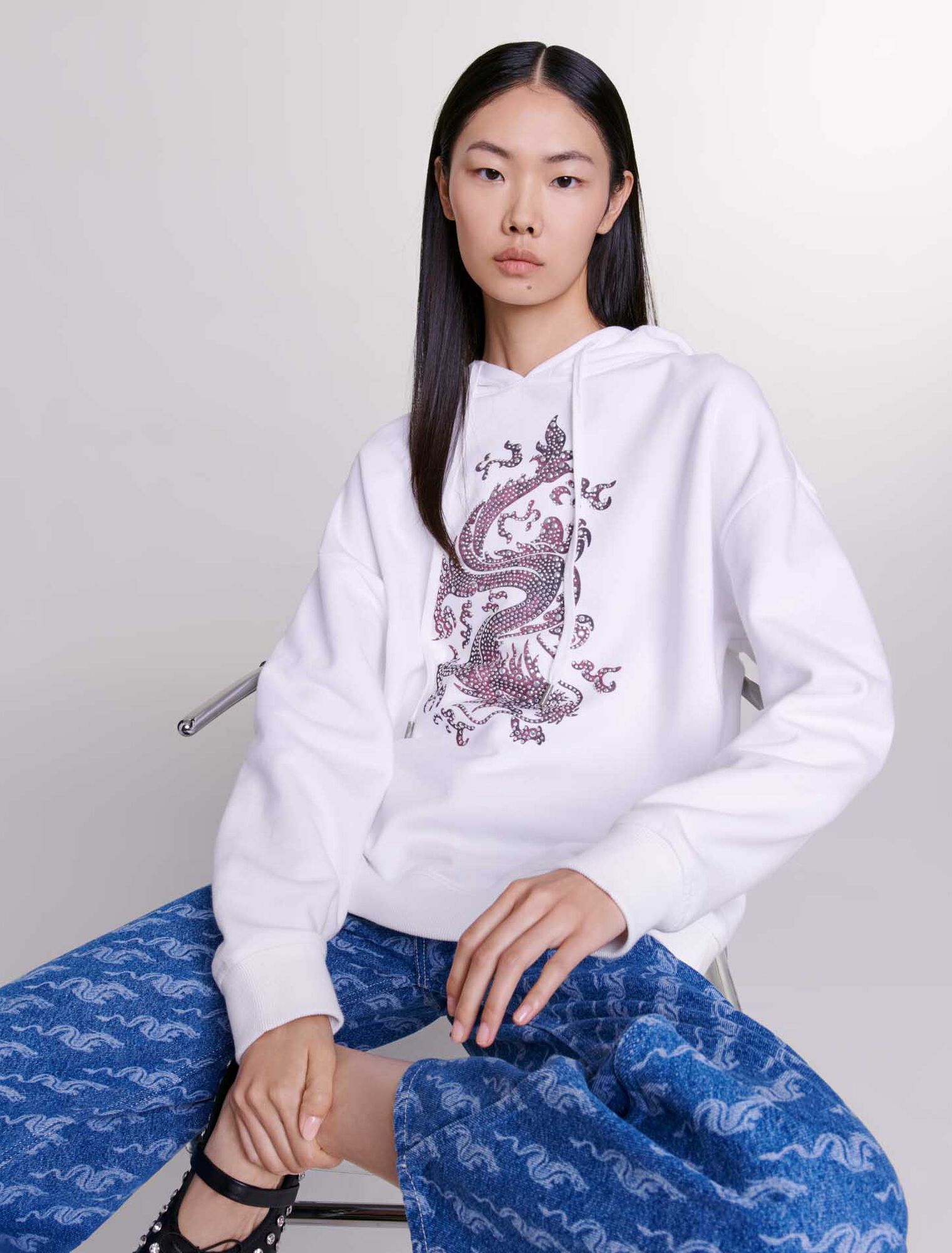 Sudadera oversize con strass