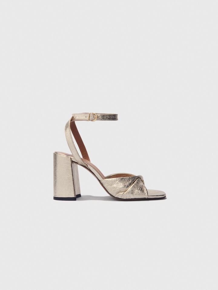 Sandalias de cuero metalizado con tacón