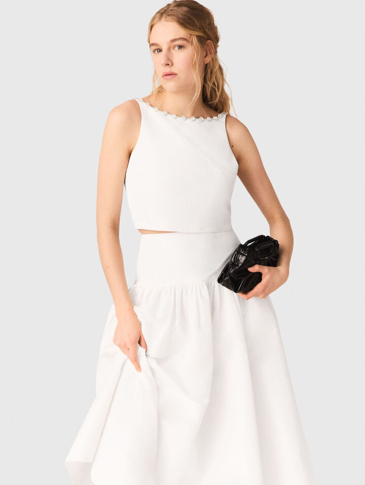 Top corto de tafet&aacute;n y cuello joya