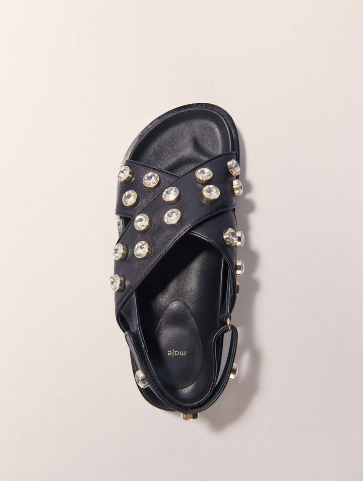Sandalias de piel planas con strass