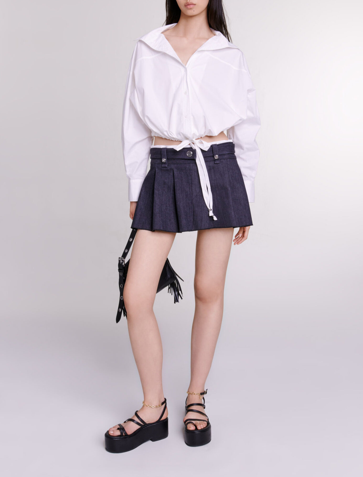 Minifalda negra efecto denim