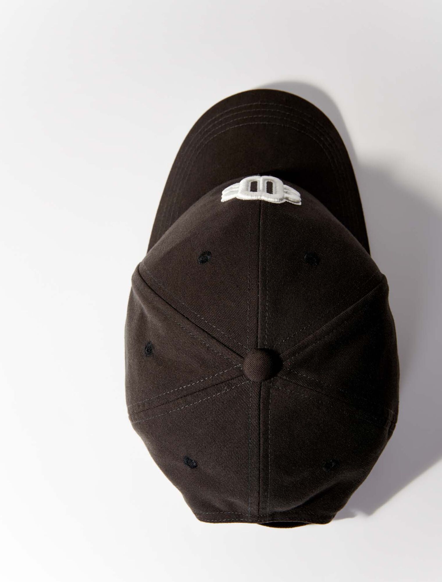 Gorra de algod&oacute;n con logotipo Clover