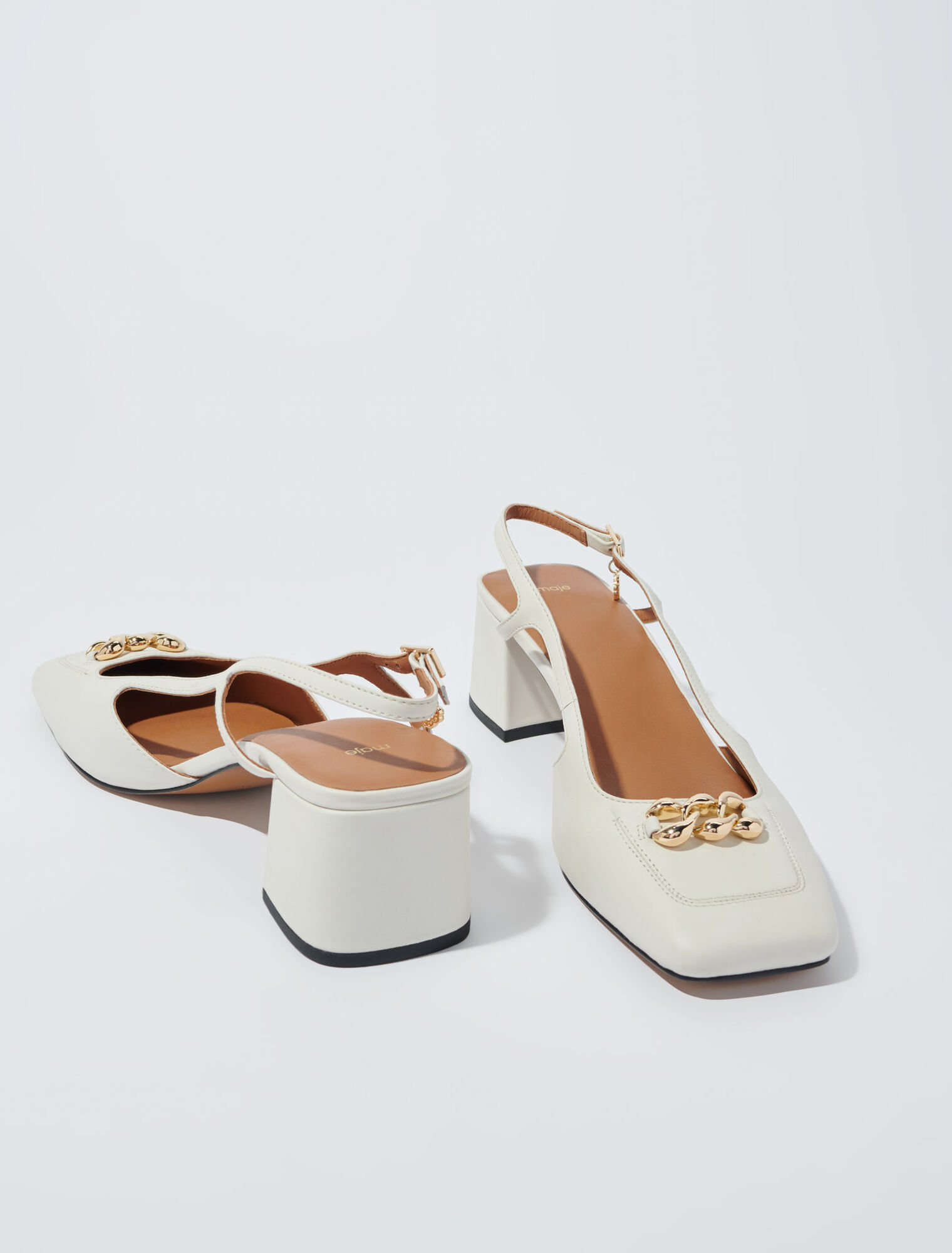Zapatos de tacón cuadrados de piel
