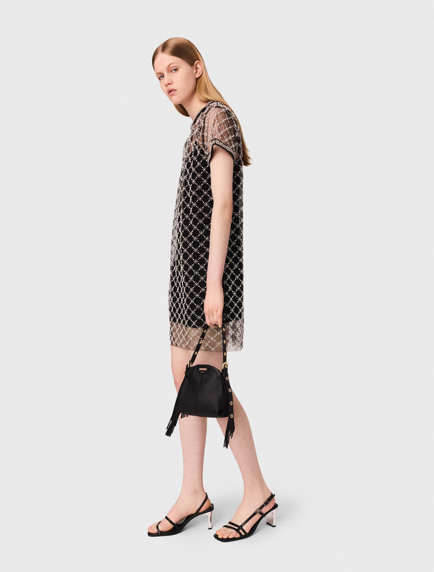 Vestido corto de tul bordado