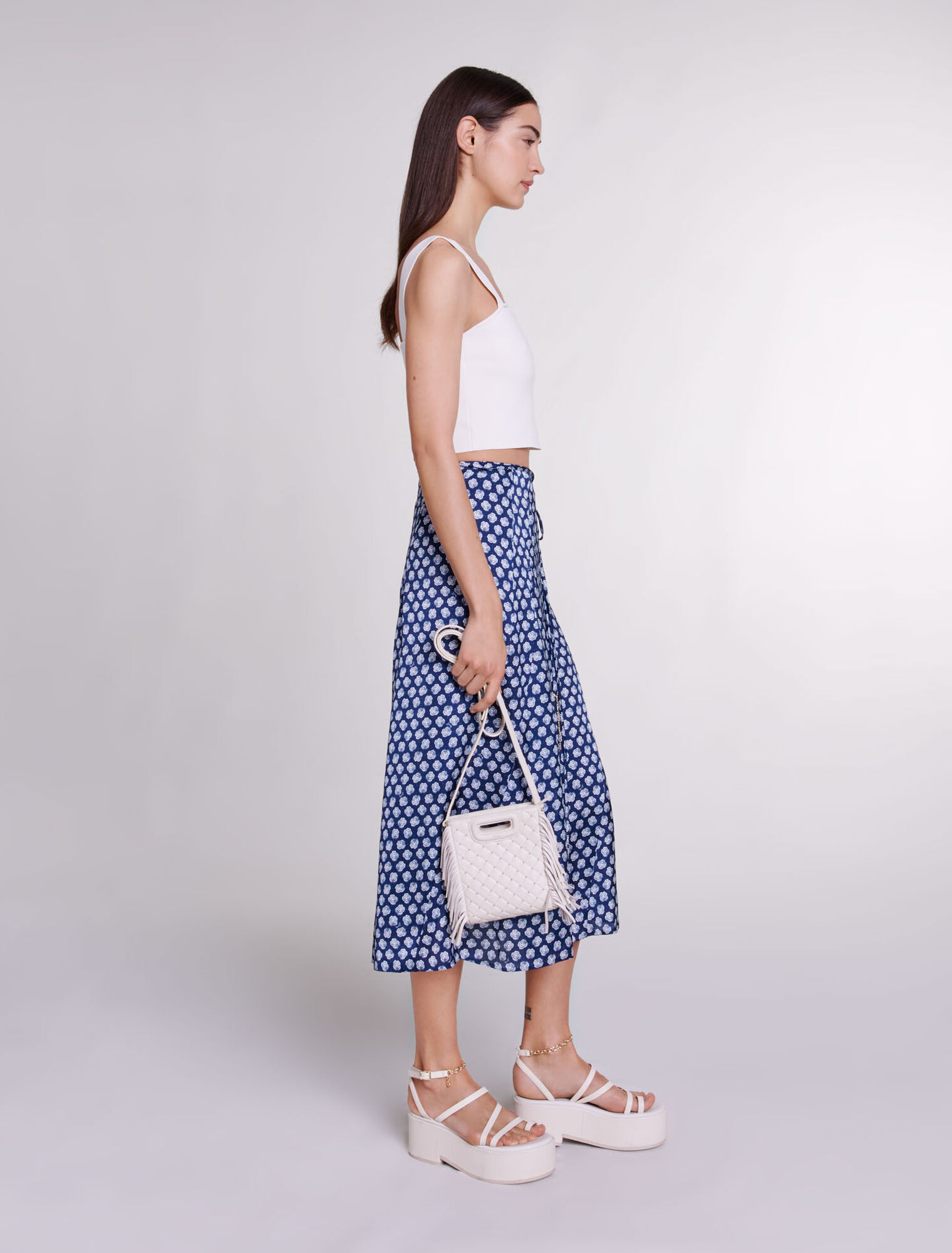 Bolso M mini acolchado y tachuelas