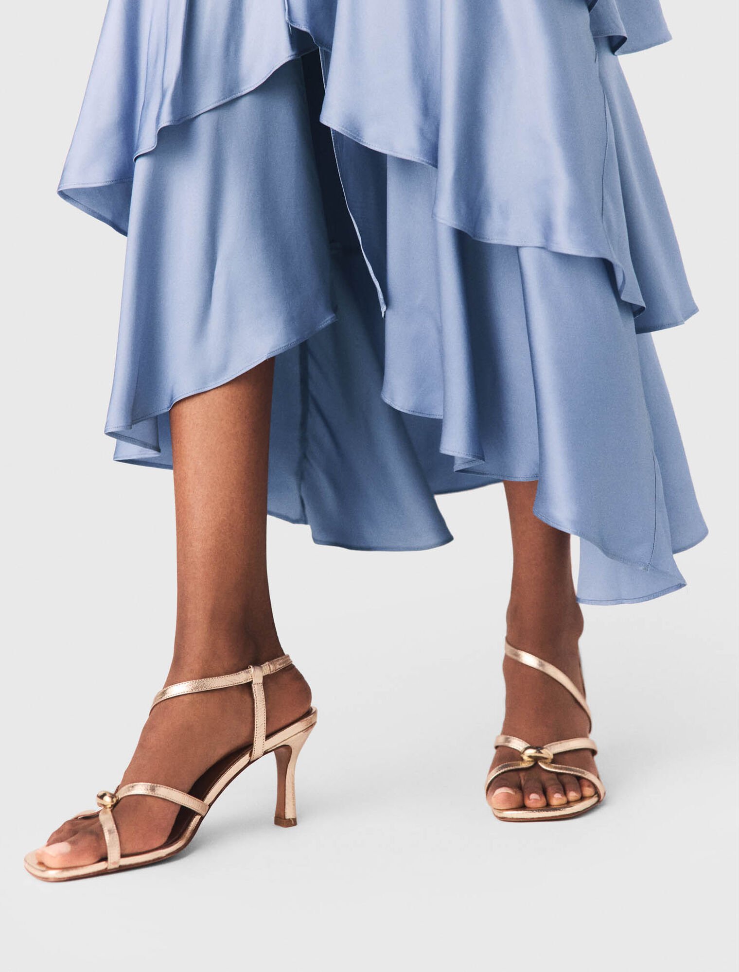 Sandalias multitiras metalizadas