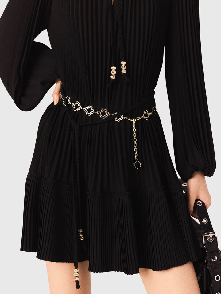 Vestido corto plisado