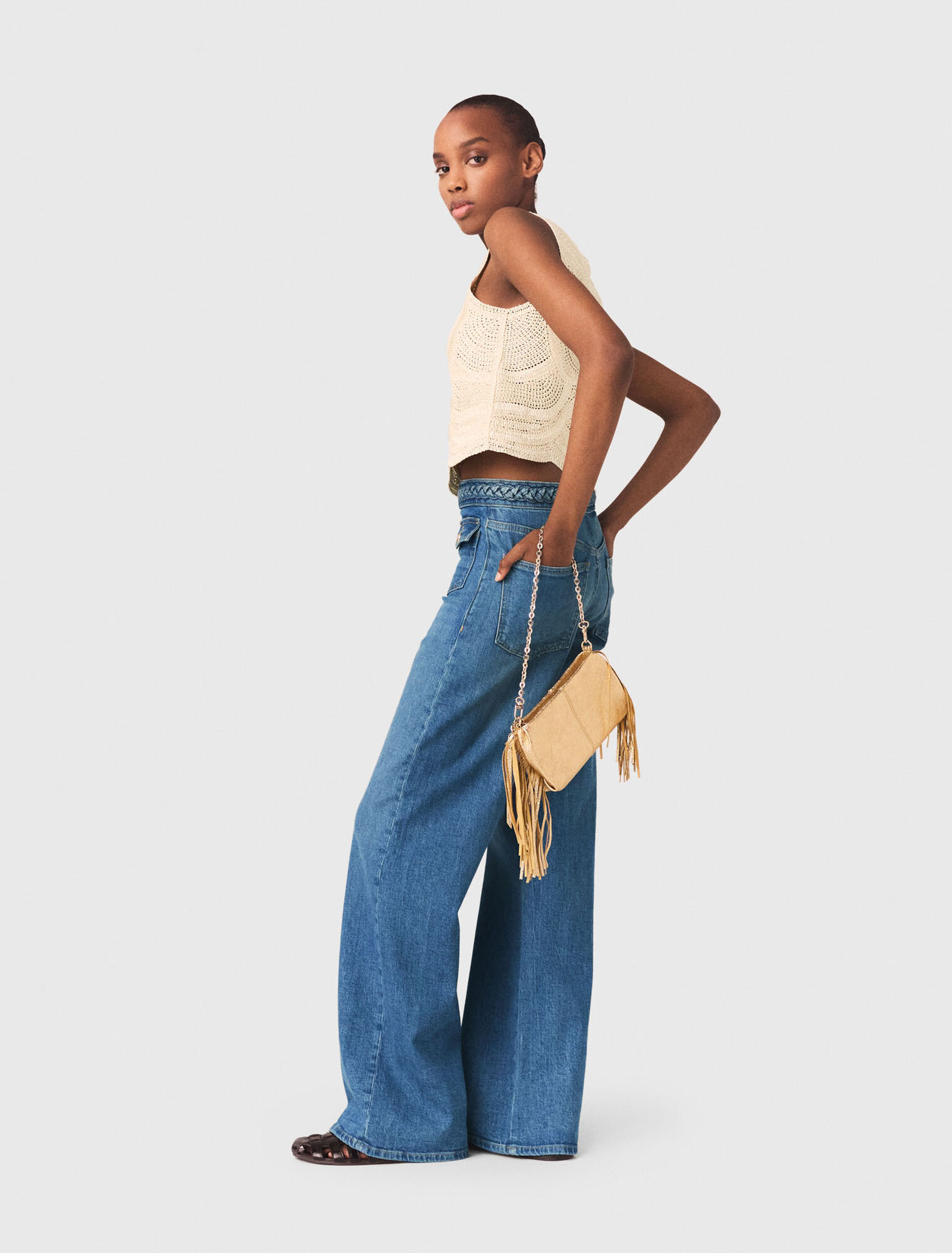 Top sin mangas de ganchillo