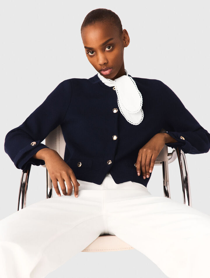 C&aacute;rdigan con cuello bordado suelto