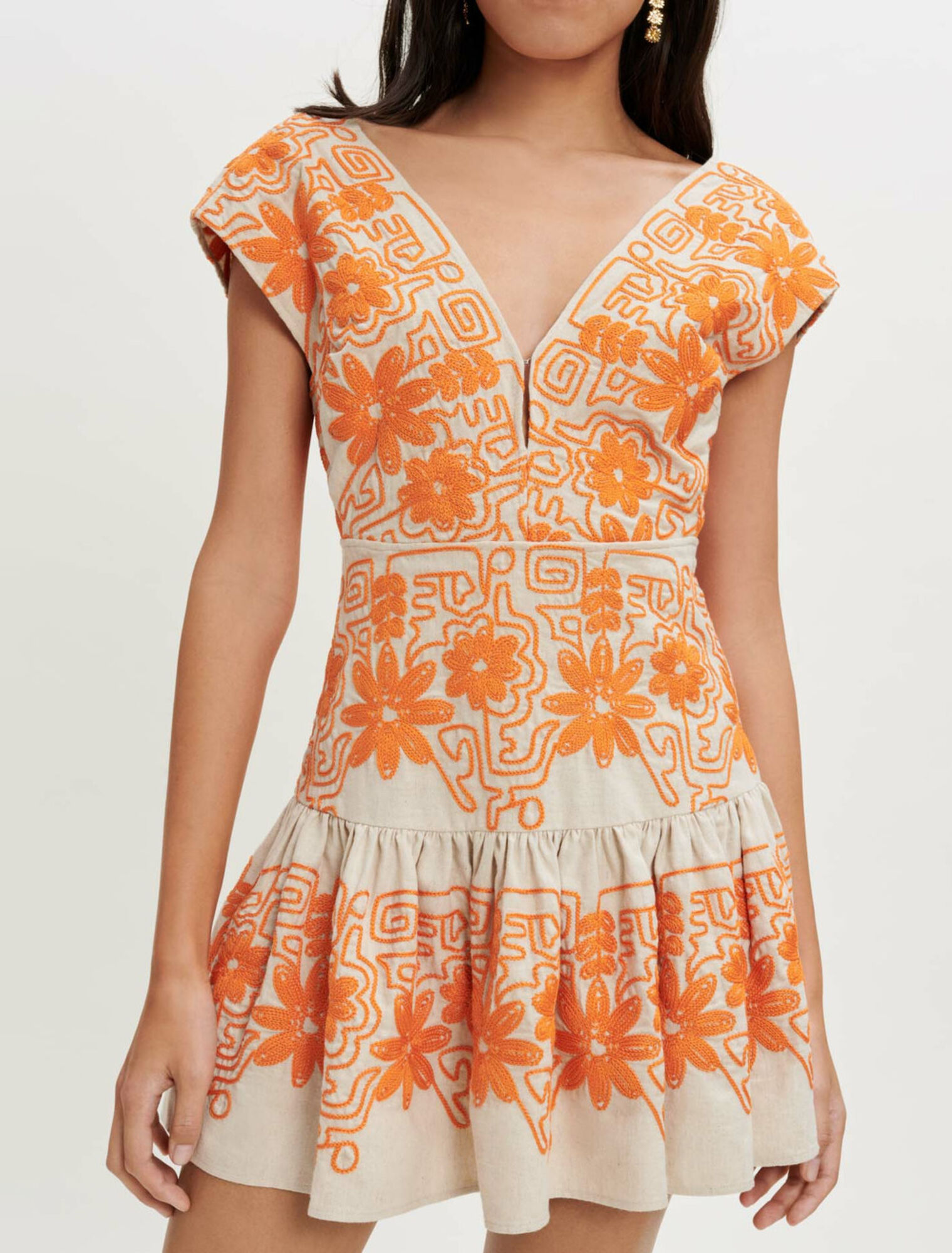 Vestido totalmente bordado