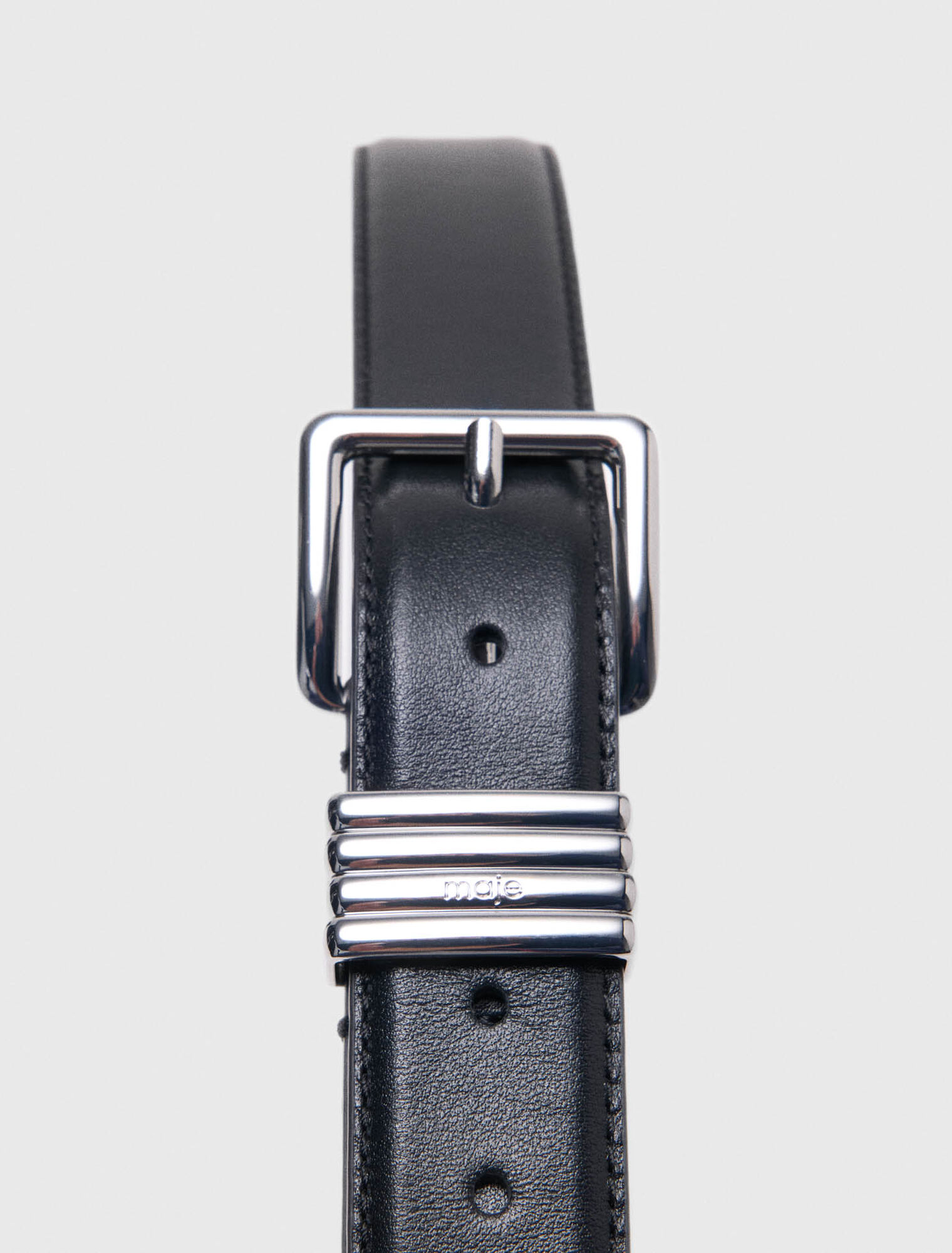 Cinturón de cuero liso