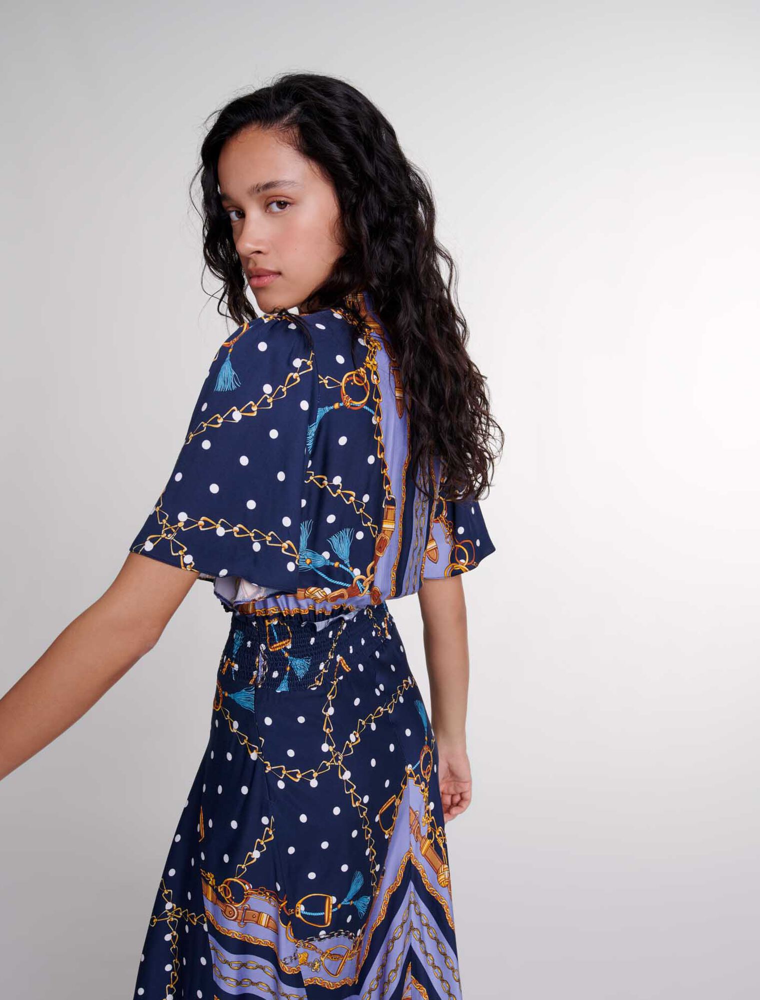 Vestido largo satinado estampado 