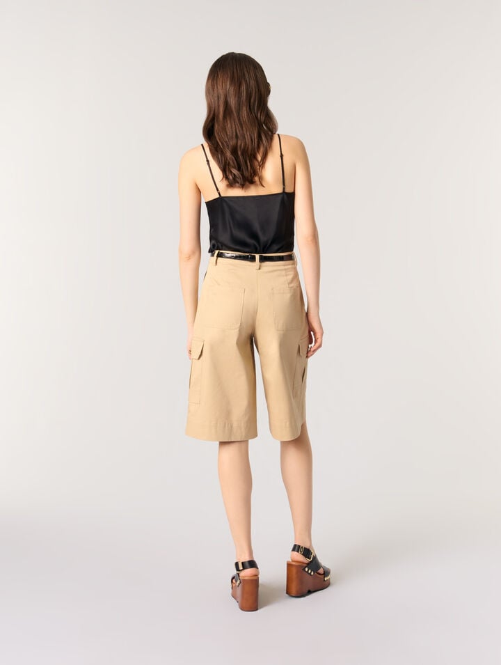 	Blusa de raso de seda y encaje