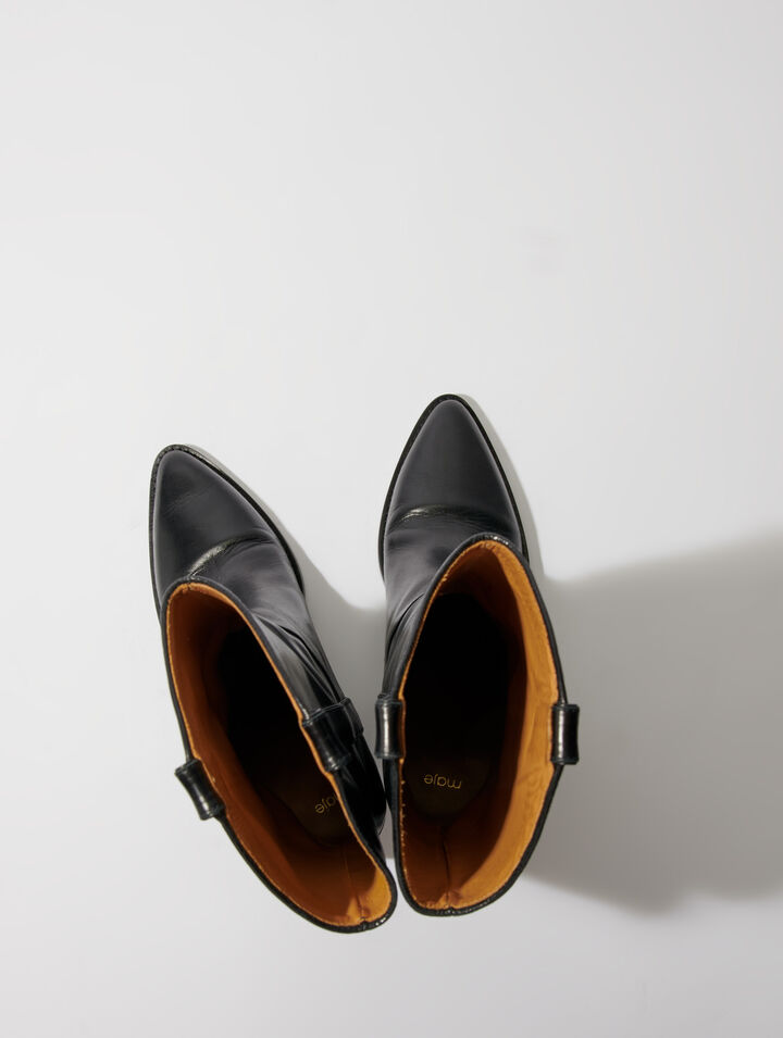 Botas de piel con tacón
