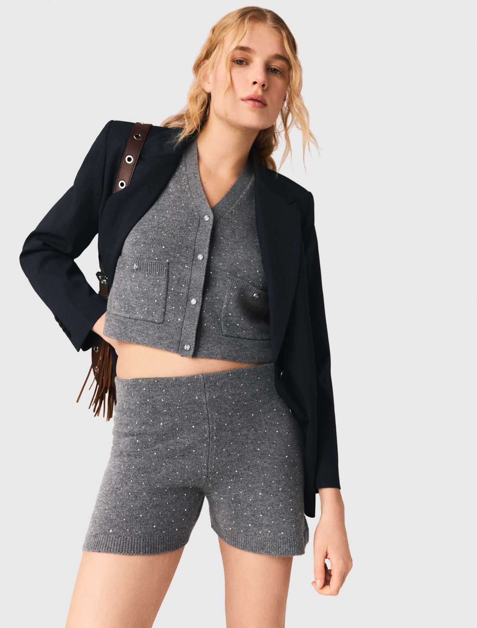 Short de punto con strass