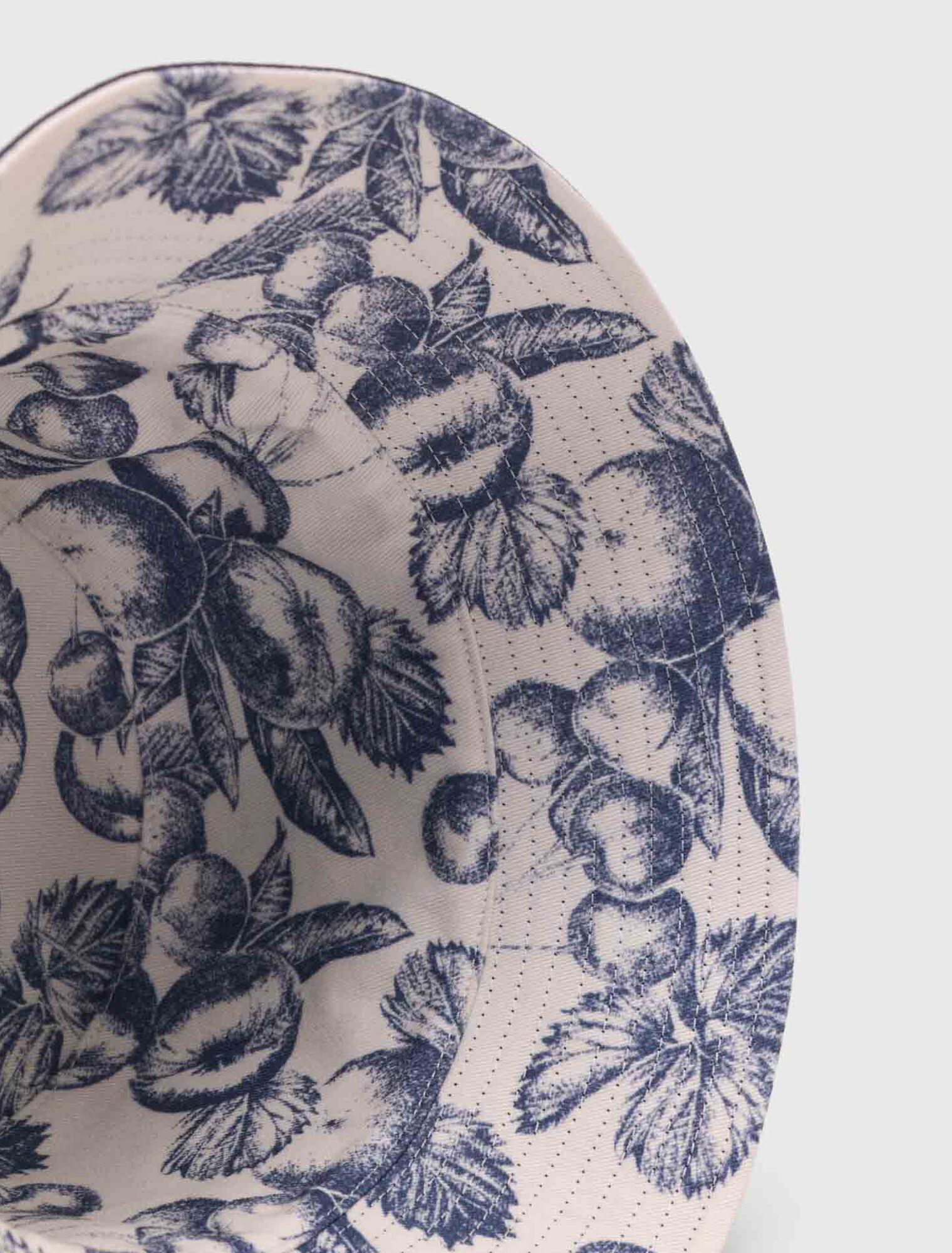 Bob reversible estampado frutas