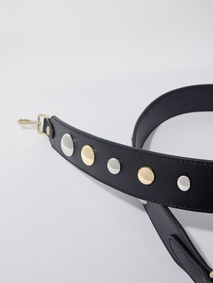 Bandolera de cuero con tachuelas
