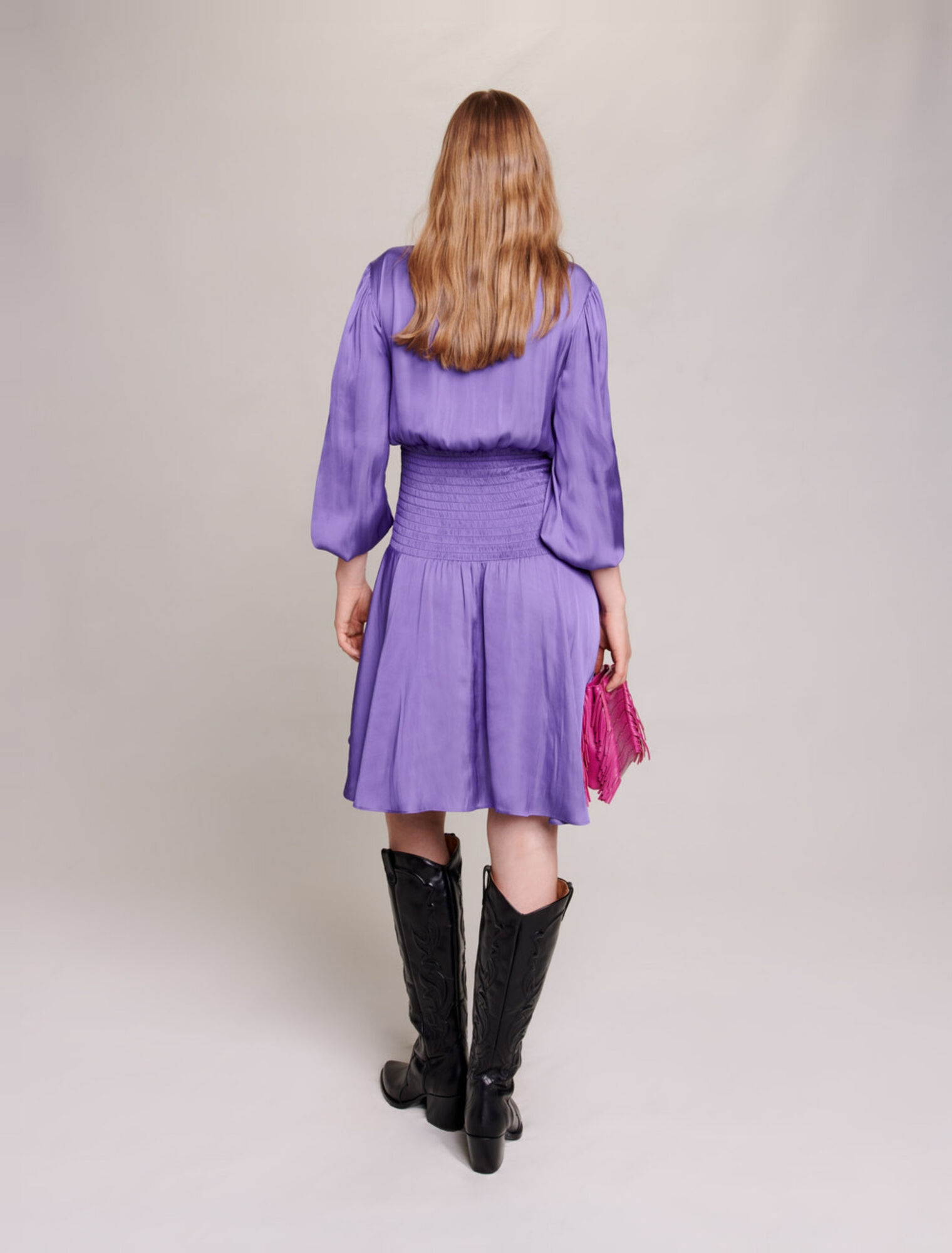 Vestido corto satinado