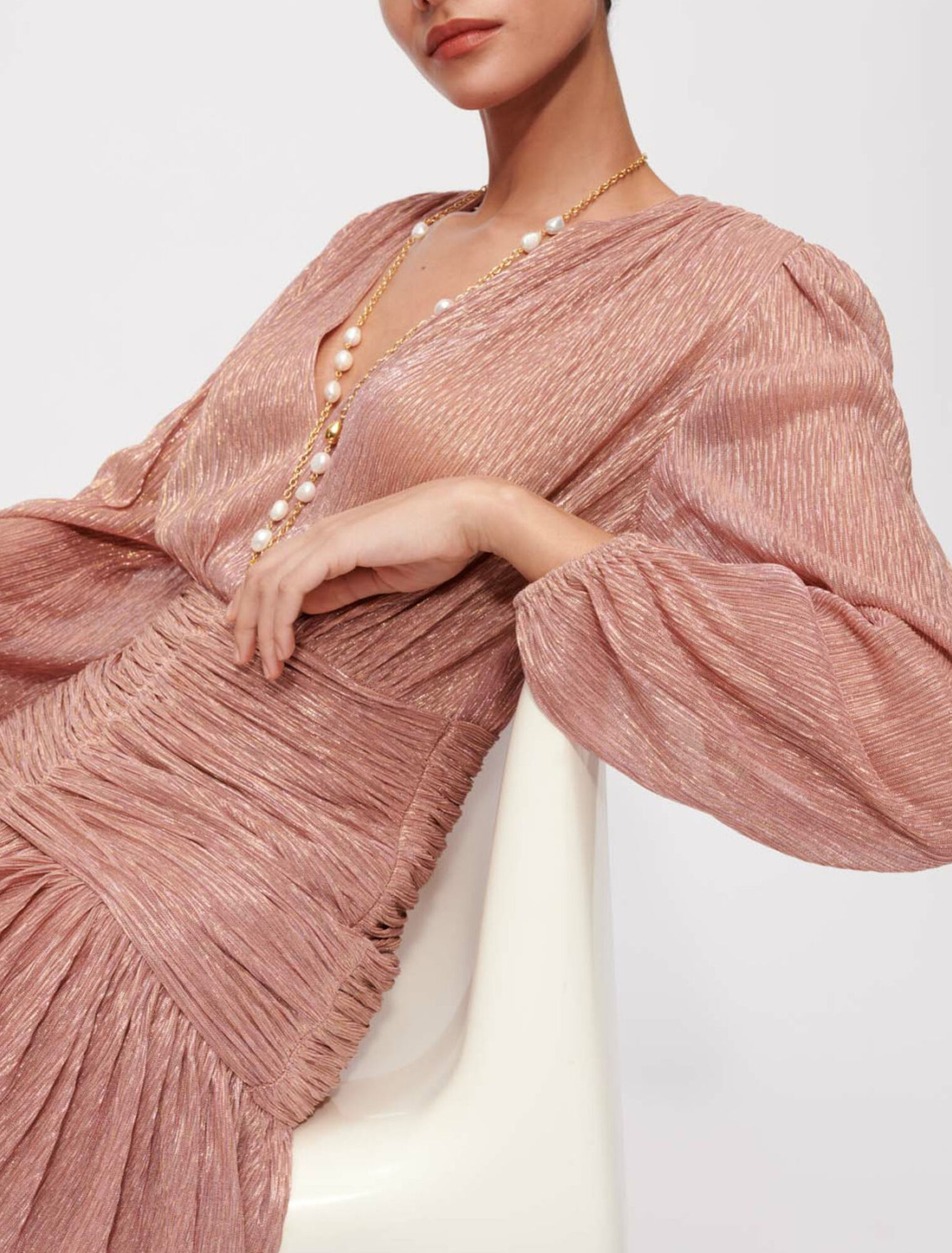 Vestido de lamé fruncido