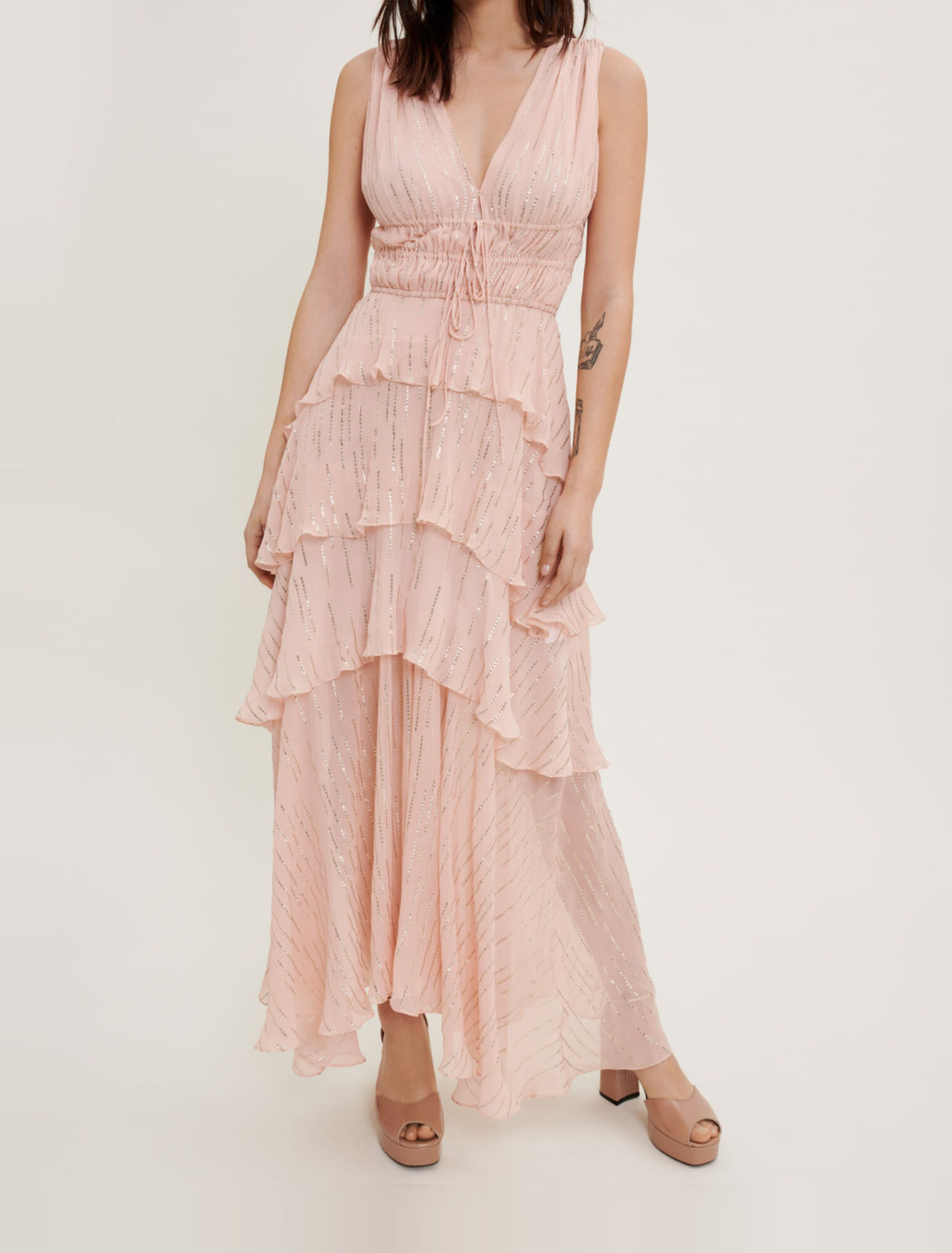 Vestido seda y lamé con volantes
