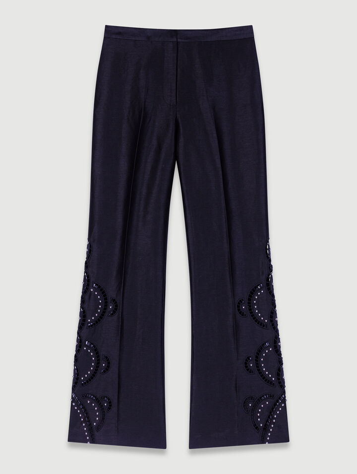 Pantalón acampanado calado