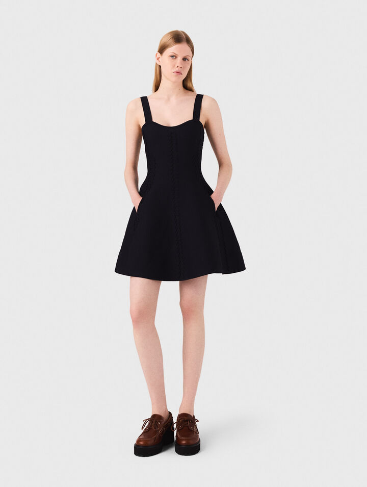 Vestido babydoll corto de punto 