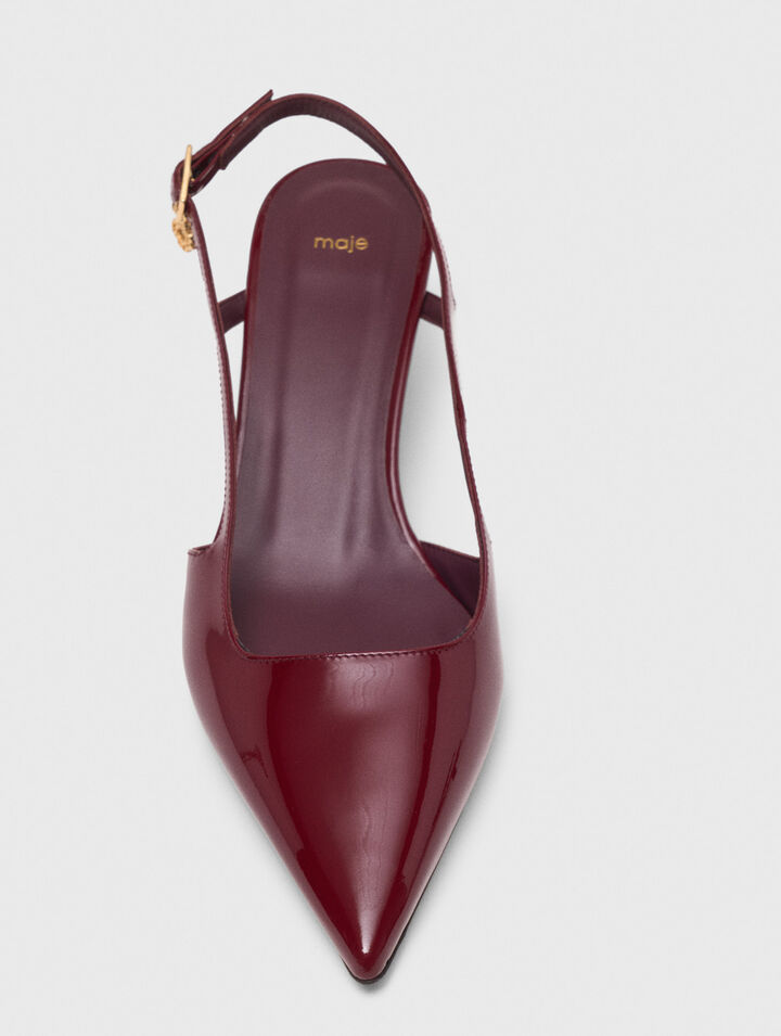 Zapato de tacón slingback de charol