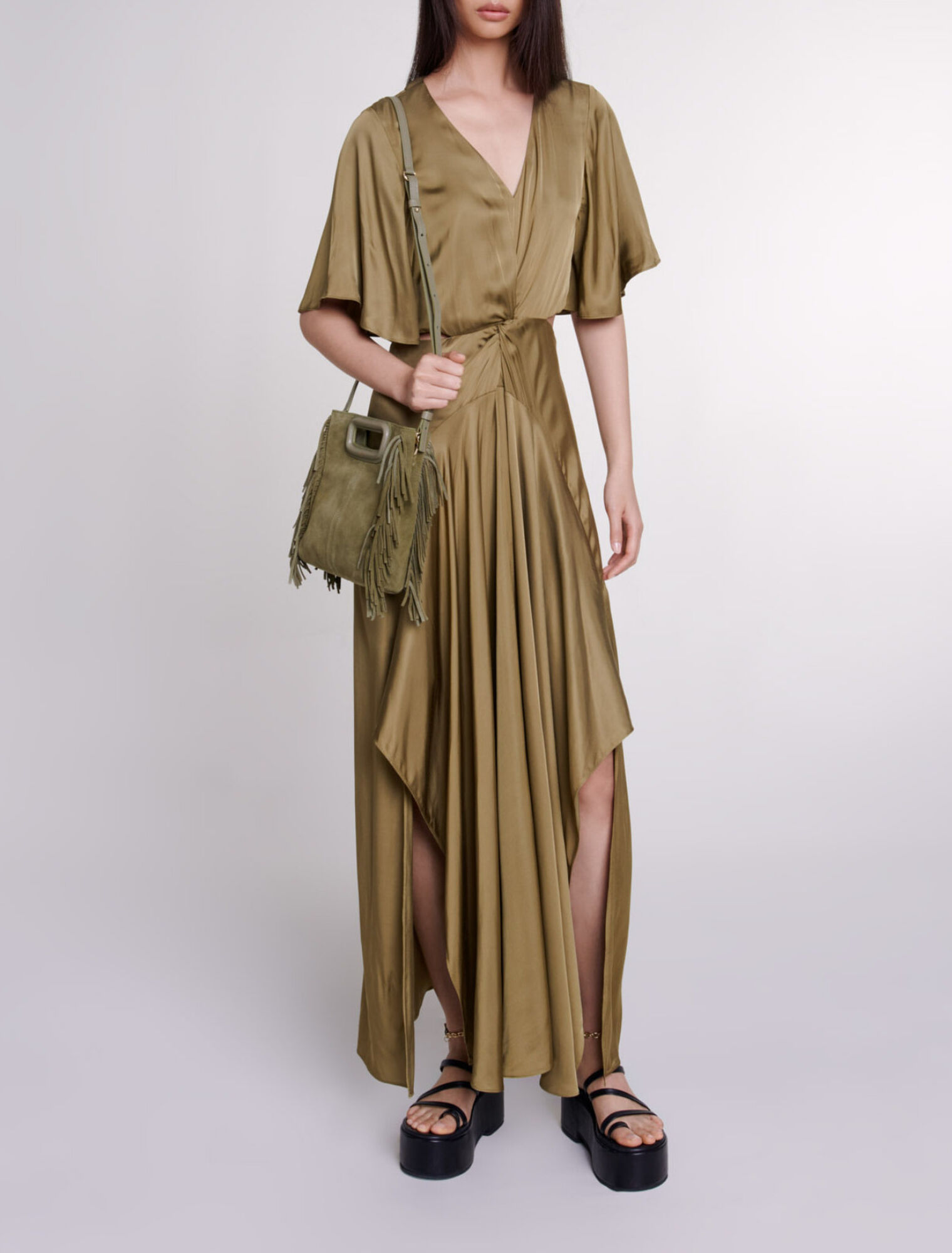 Vestido largo de satén calado