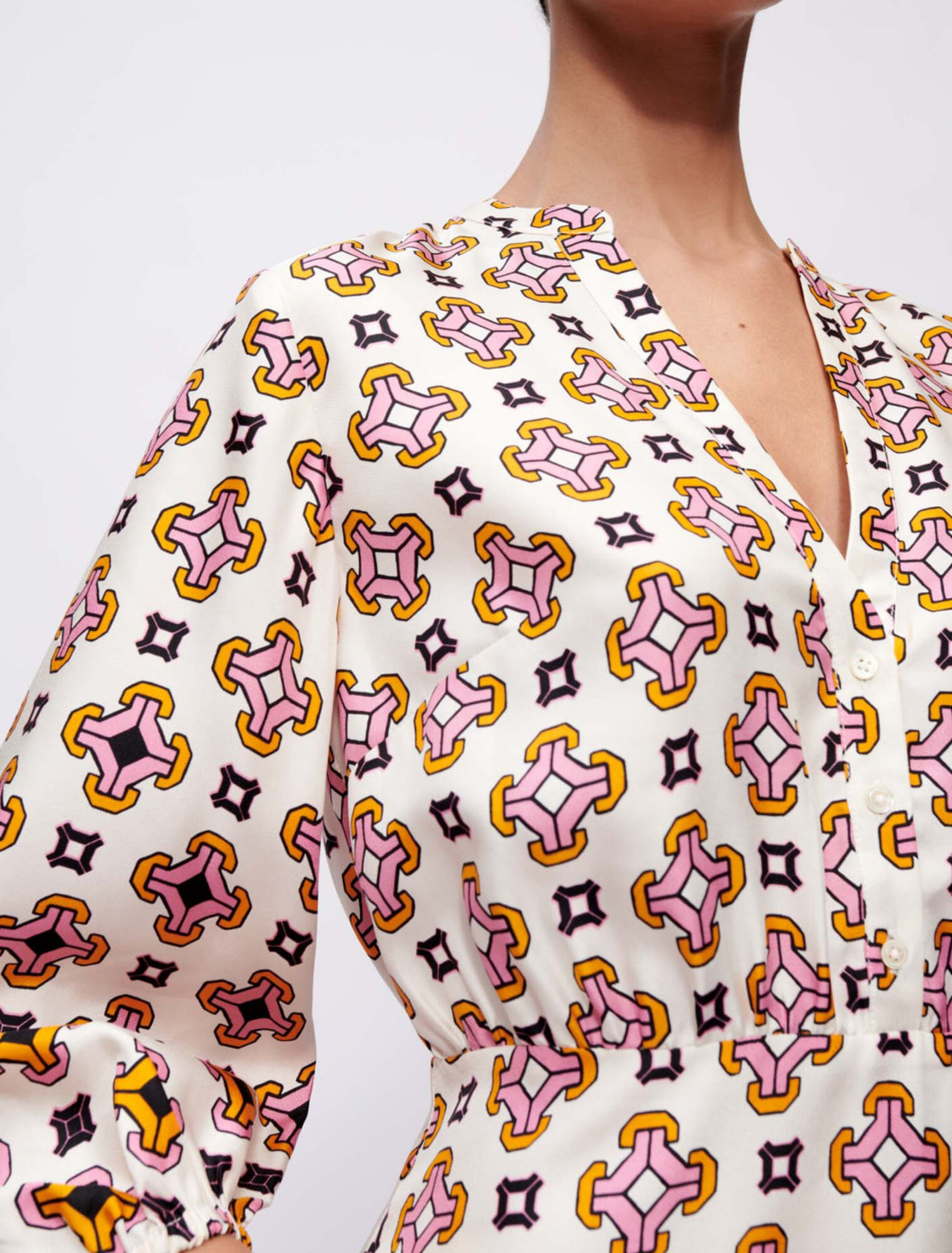 Vestido de seda estampada