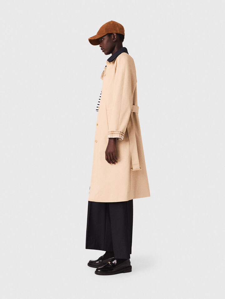 Gabardina mangas y cuello contraste
