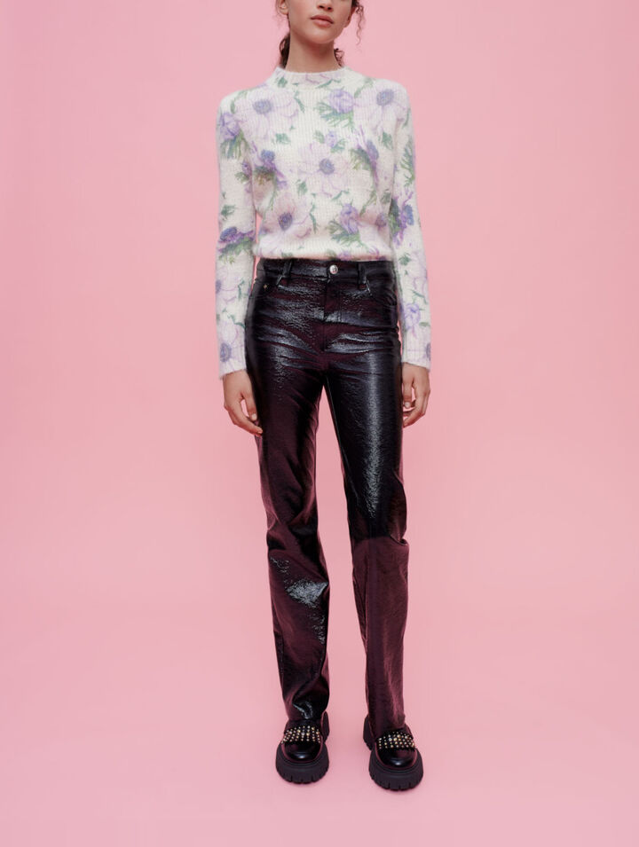 Pantalones acampanados de vinilo