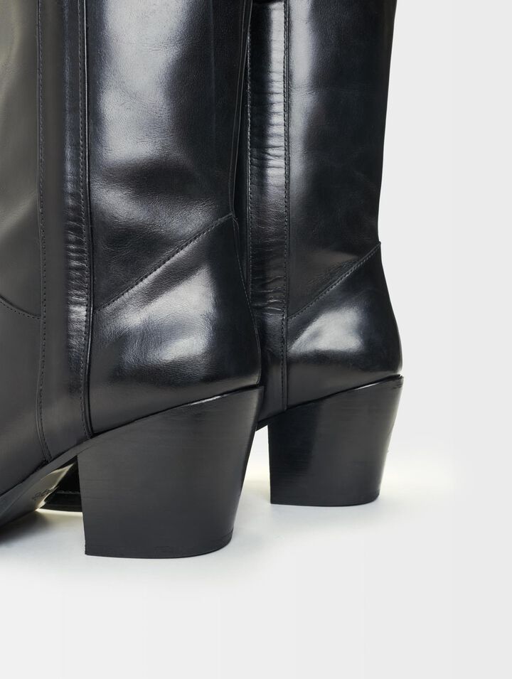 Botas de piel con tacón