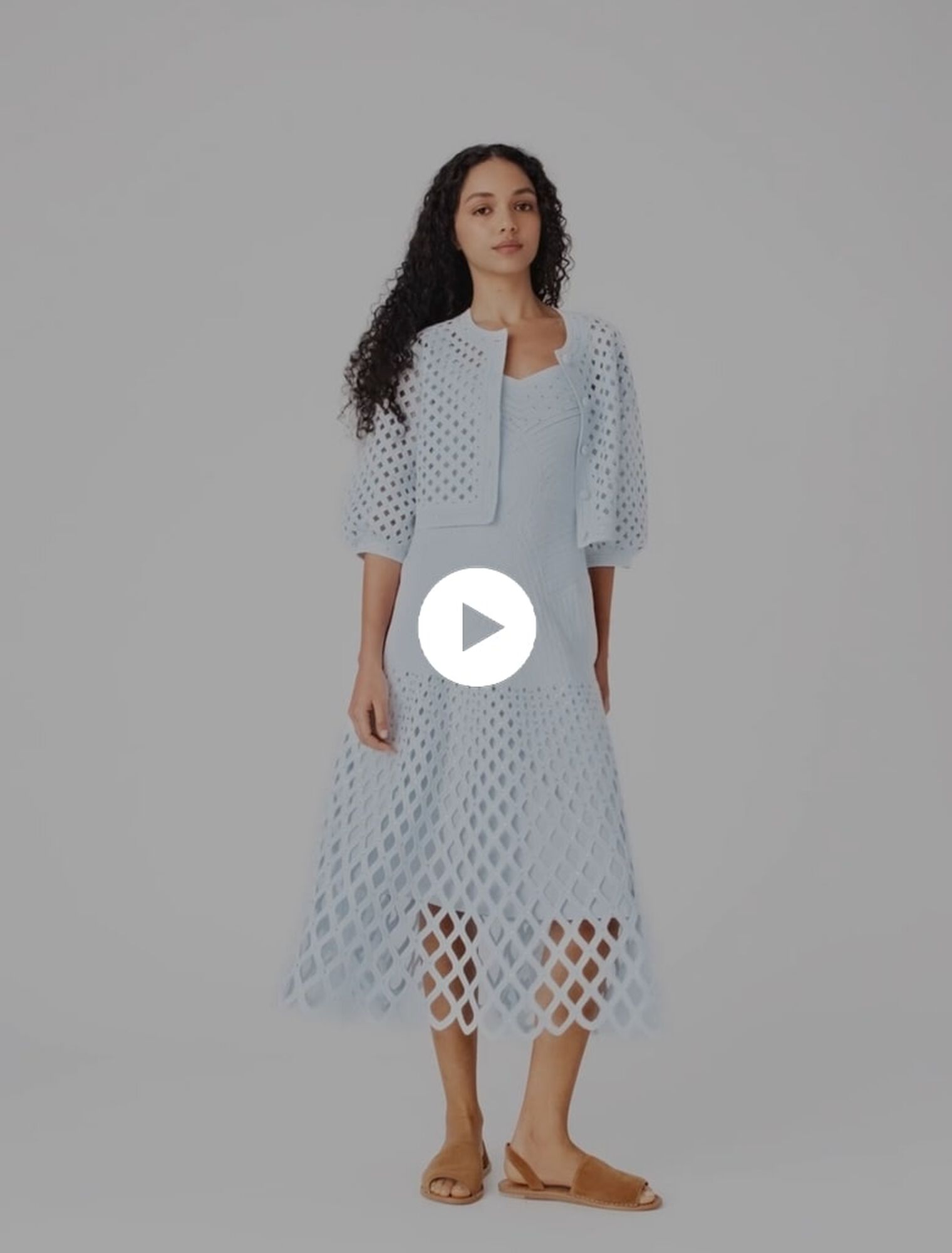 C&aacute;rdigan de ganchillo con strass