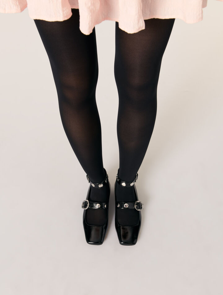 Babies de cuero con tachuelas