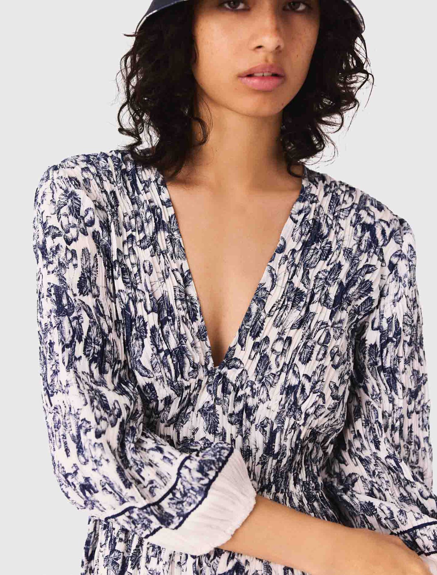 Vestido plisado estampado
