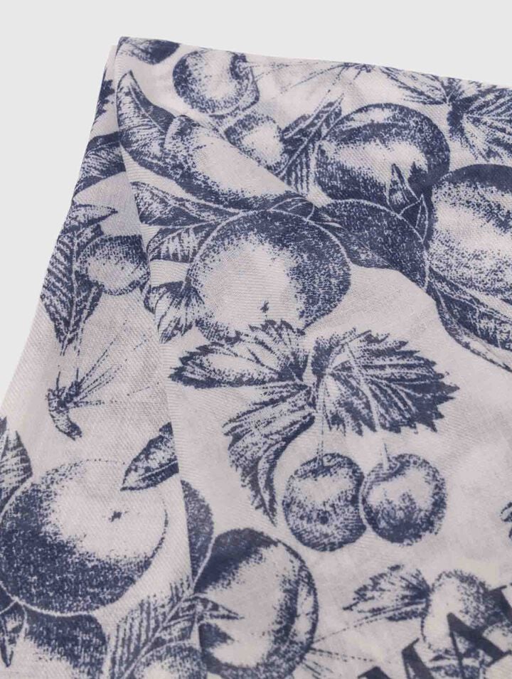 Chal estampado de frutas