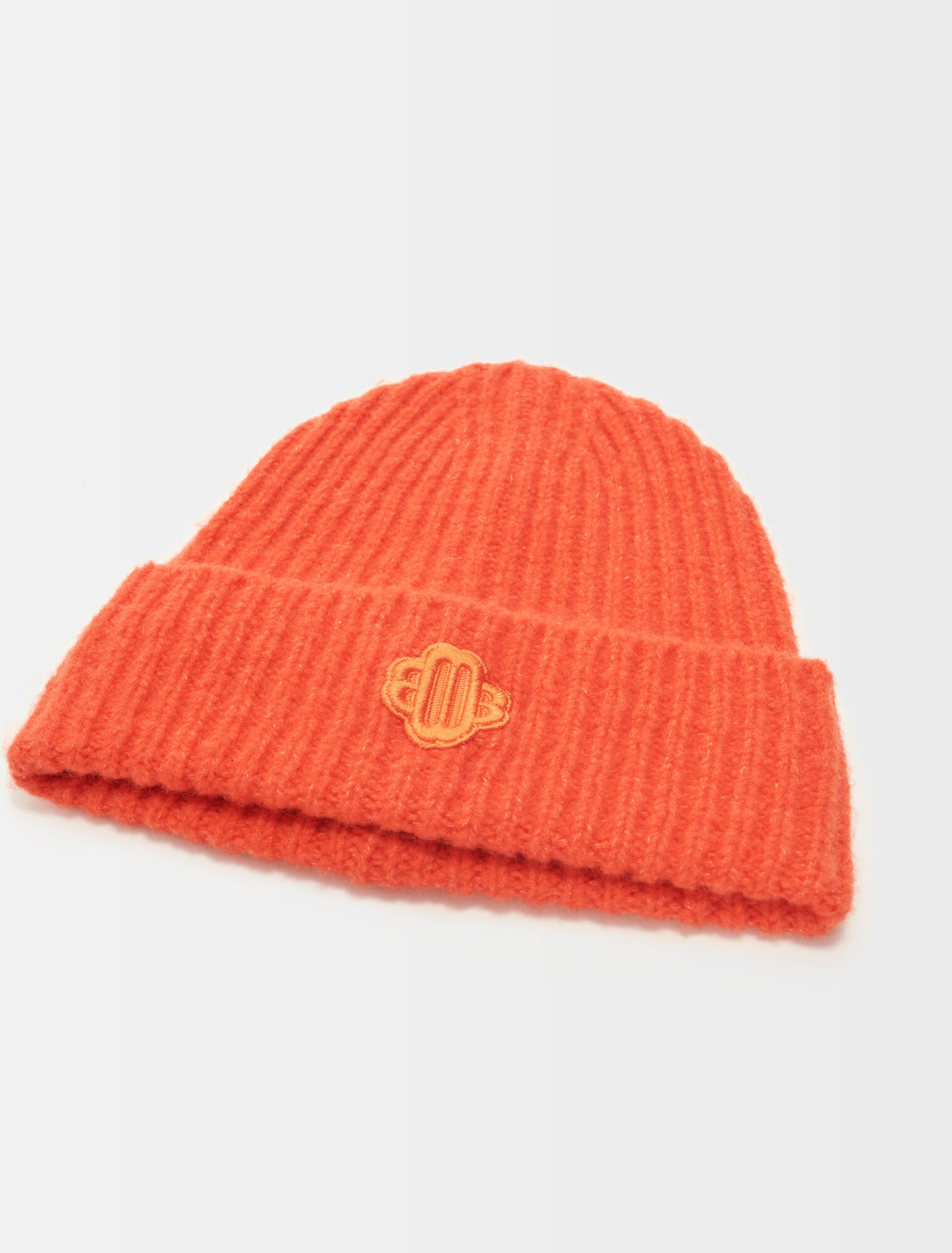 Gorro de punto con solapas Clover