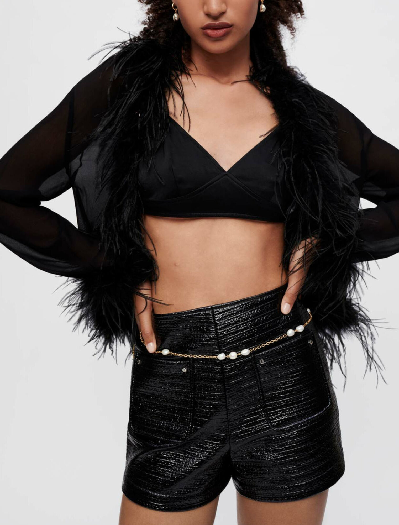 Camisa de gasa transparente con plumas