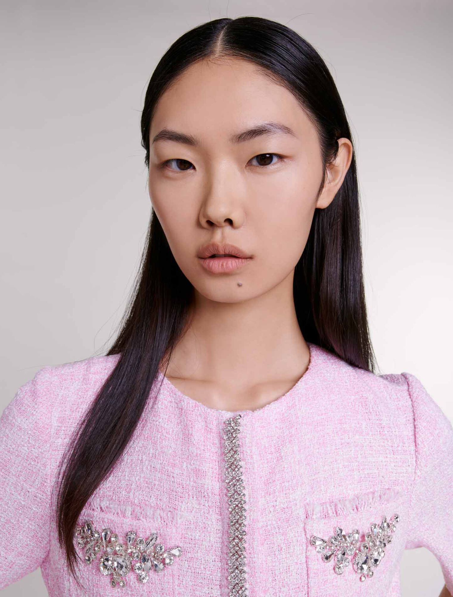 Mono corto de tweed con strass