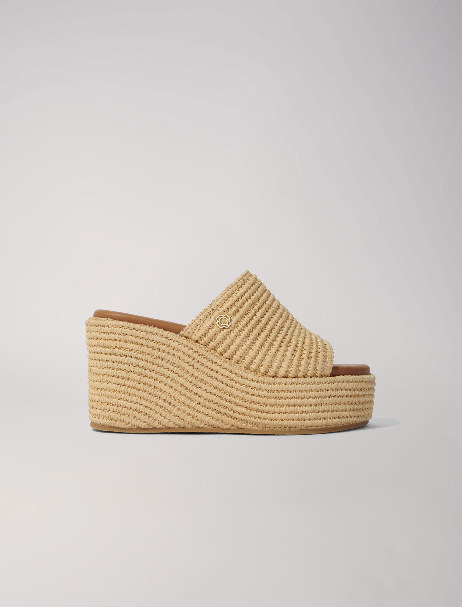 Chinelas con plataforma