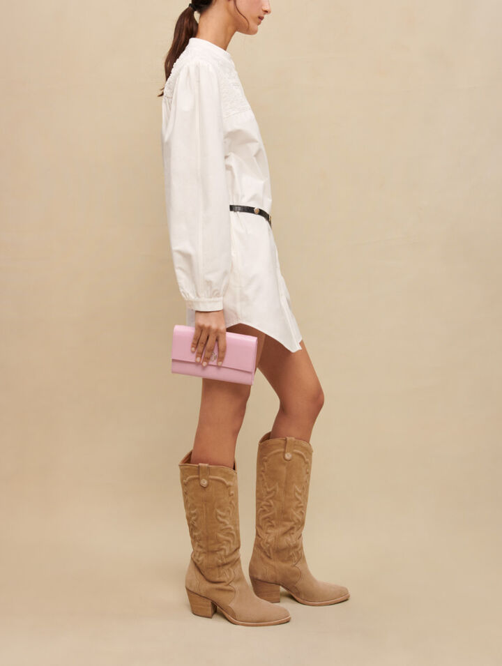 Vestido corto con mangas voluminosas