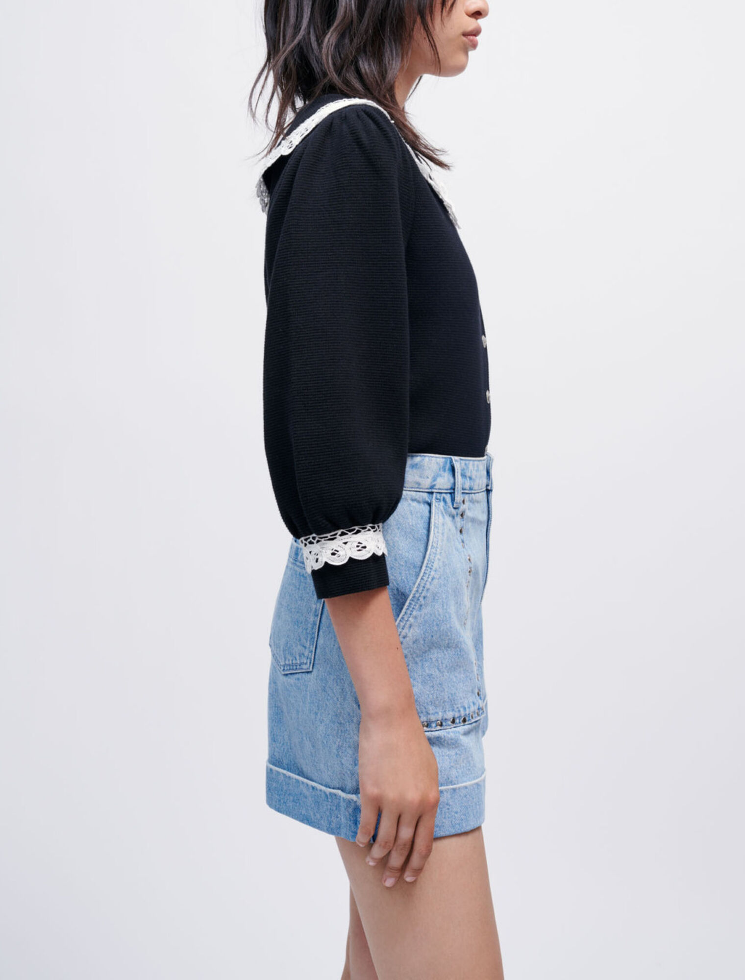 Shorts vaqueros con tachuelas